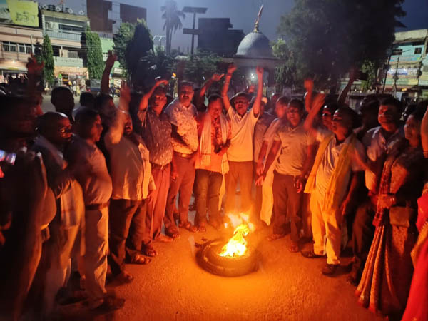 “गौर हत्याकाण्ड” सर्वोच्चको आदेश बिरुद्ध जसपा नेपाल सप्तरीद्वारा बिरोध प्रदर्शन 